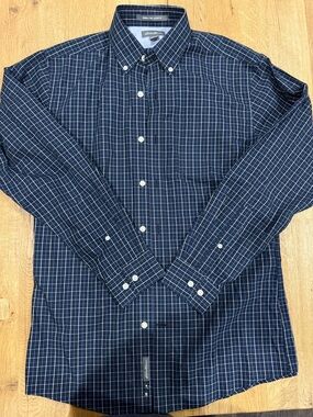 Eddie Bauer Men's Navy Windowpane Button-Down Shirt